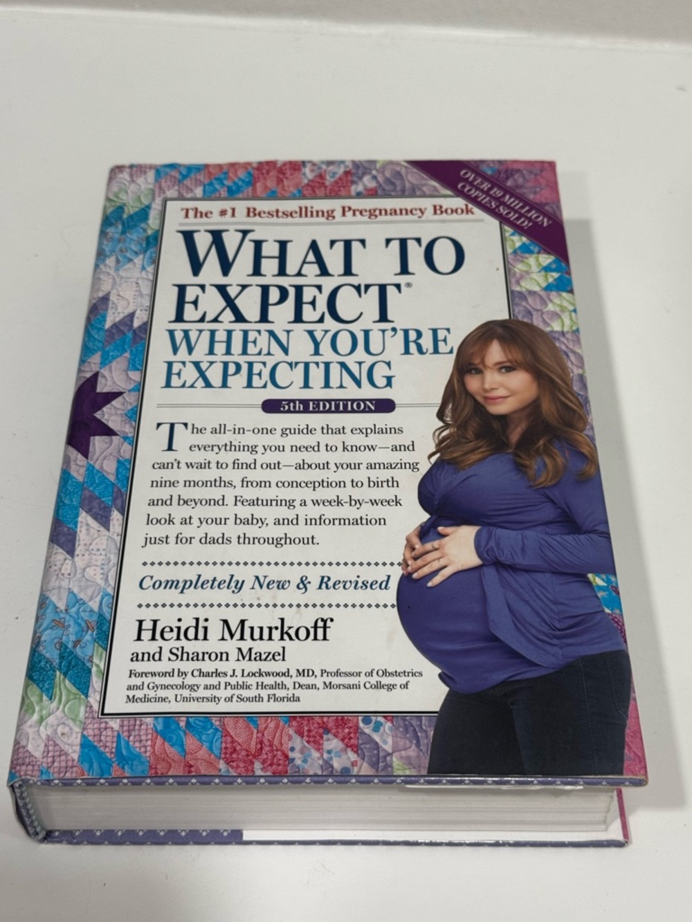 What to Expect When You're Expecting by Heidi Murkoff - White & Blue Hard Cover